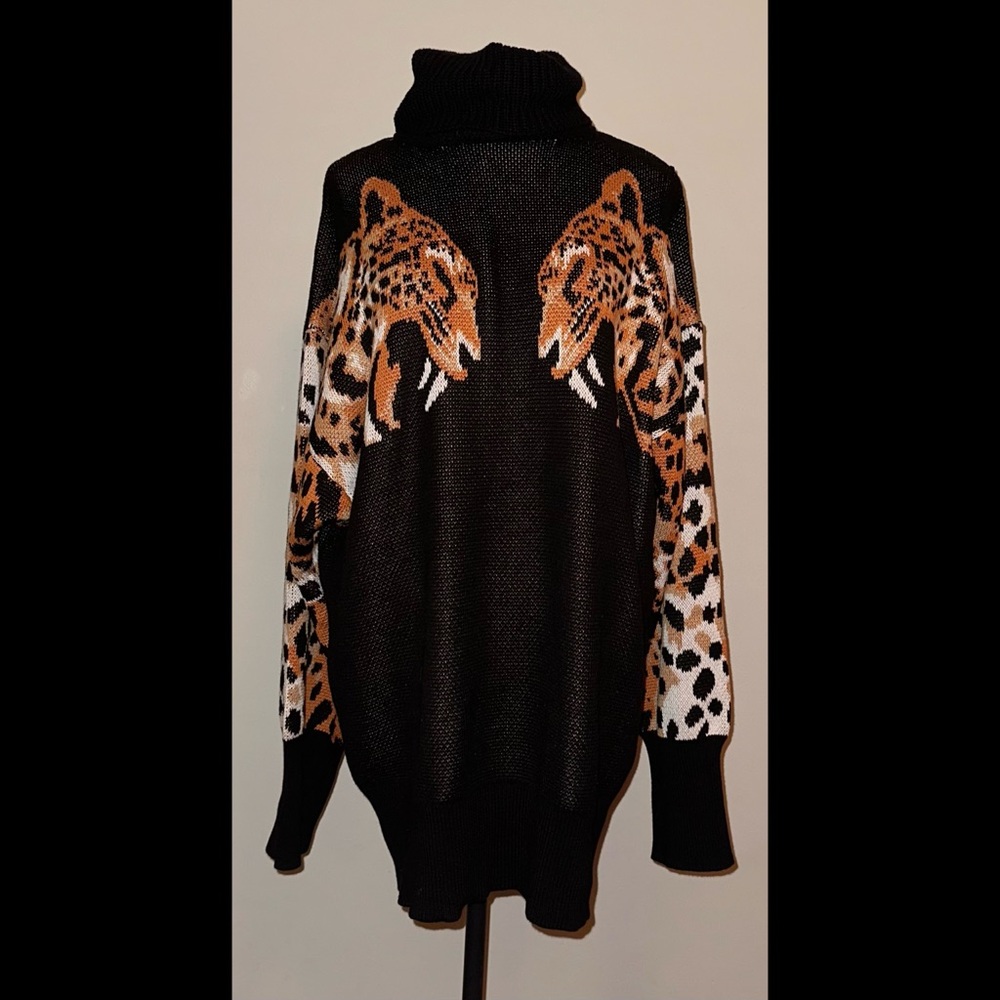 Current Mood Dolls Kill ‘FELINE FINESSE’ Tiger Sleeve Oversized Sweater NWT M/XL